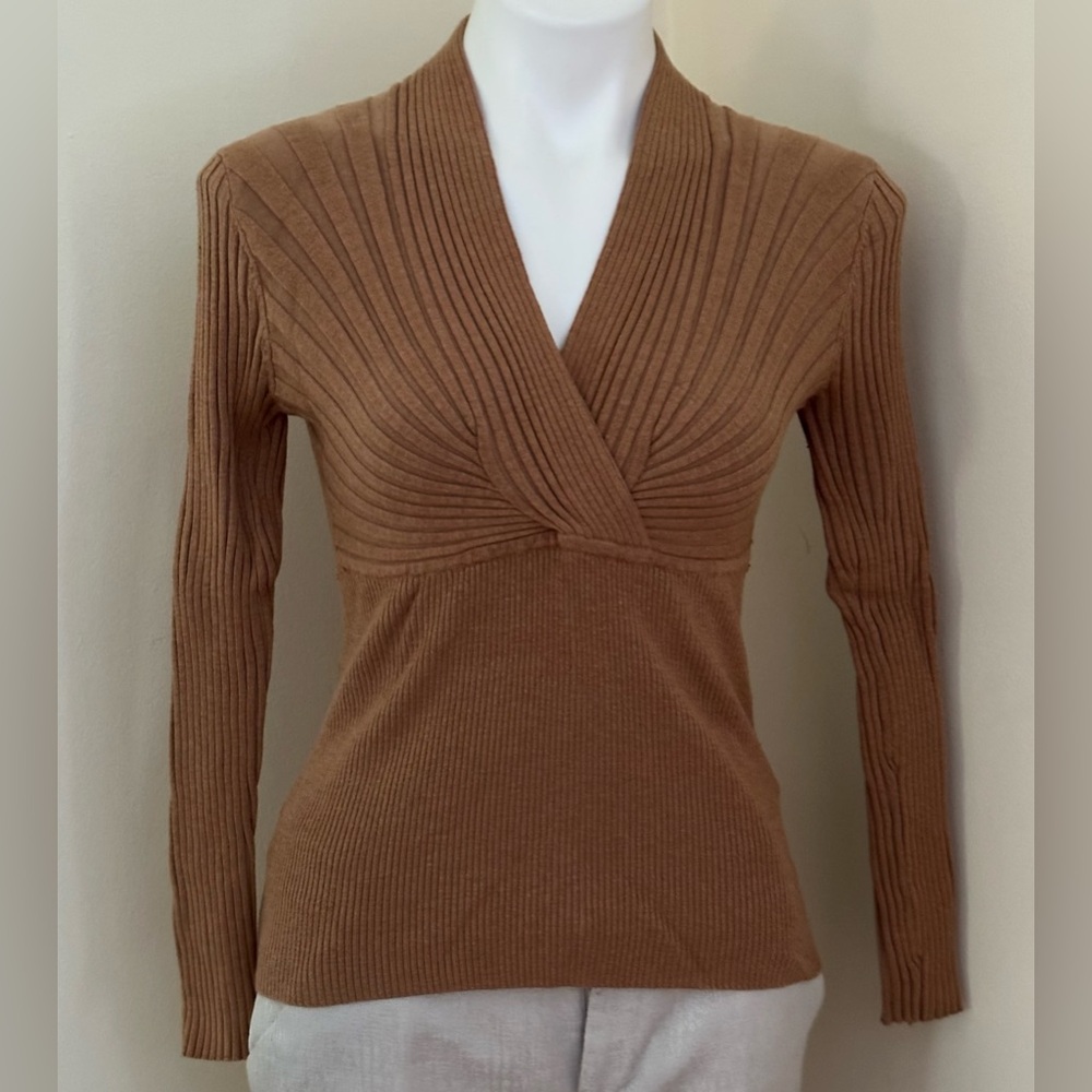 INC Warm Toffee V-Neck Crossover Ribbing & Subtle Pull Over Sweater Sz M